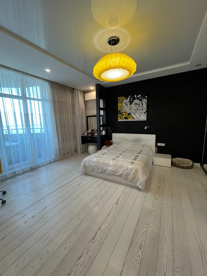 продажа трехкомнатной квартиры номер A-173266 в Приморском районе, фото номер 25